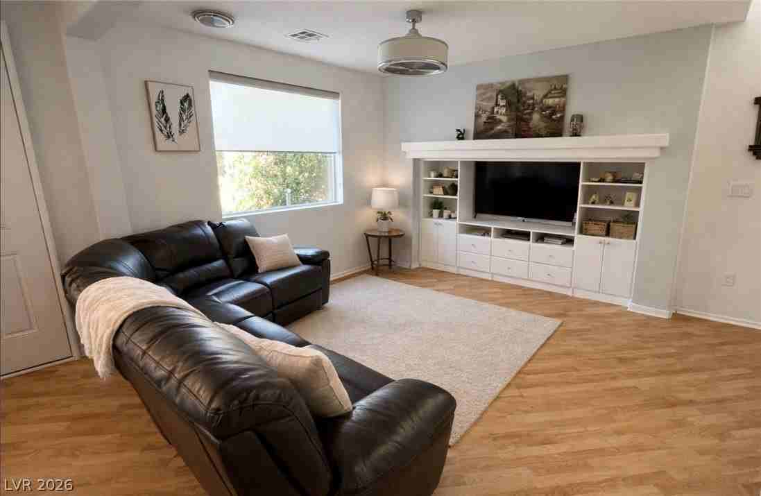 5815 Field Breeze St - Photo 6 of 40