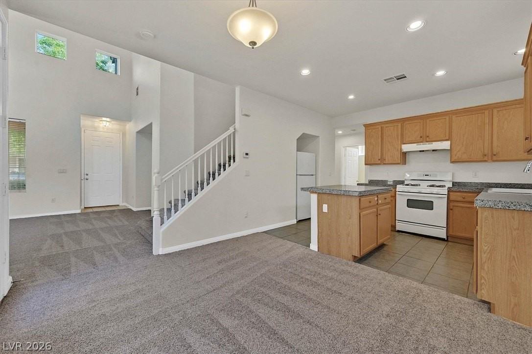 7565 Grassy Bank St - Photo 6 of 25