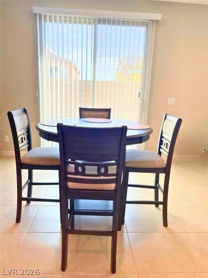 9263 Rampa St - Photo 5 of 14