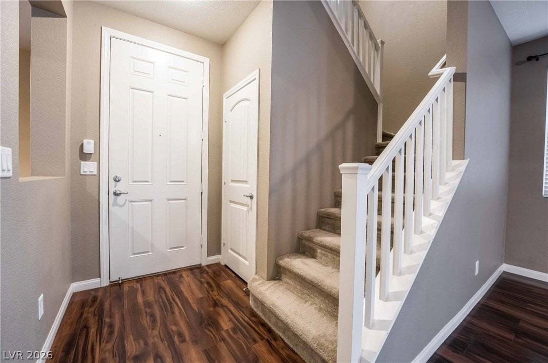 3220 Color Collage Walk - Photo 5 of 34