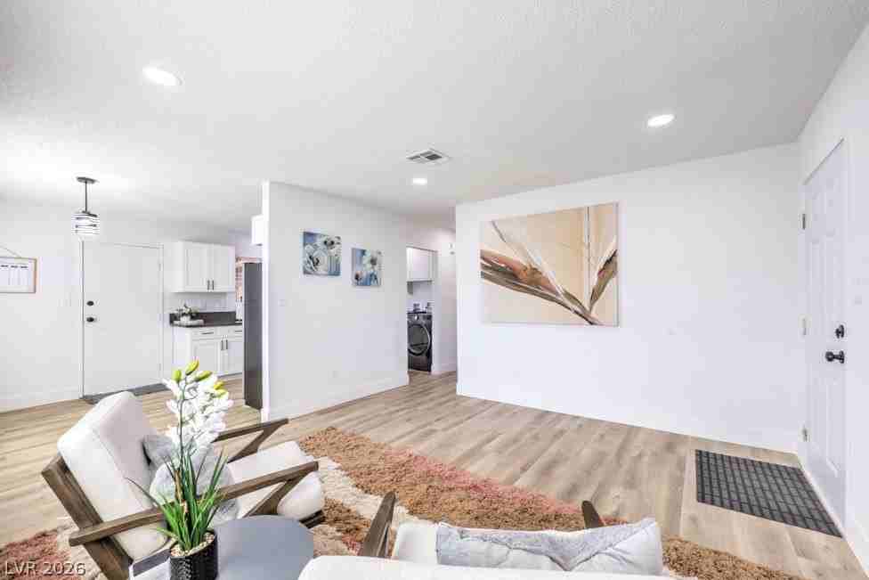 2691 San Domingo Ln - Photo 7 of 34