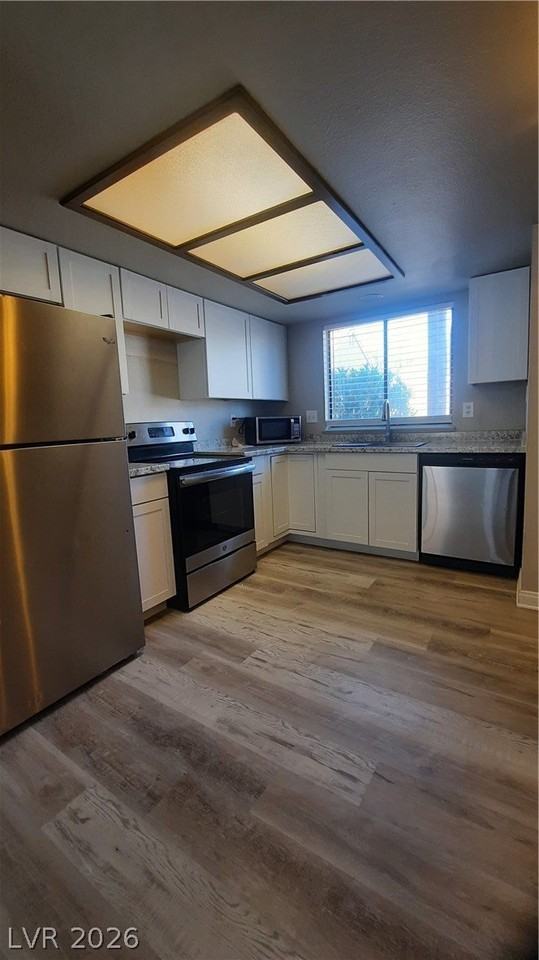 1632 Marathon Dr #12 - Photo 4 of 22