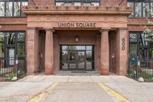 600 Broadway Ave Nw Apt 220 - Photo 1 of 1