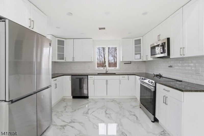 67 Nolans Point Rd - Photo 5 of 18