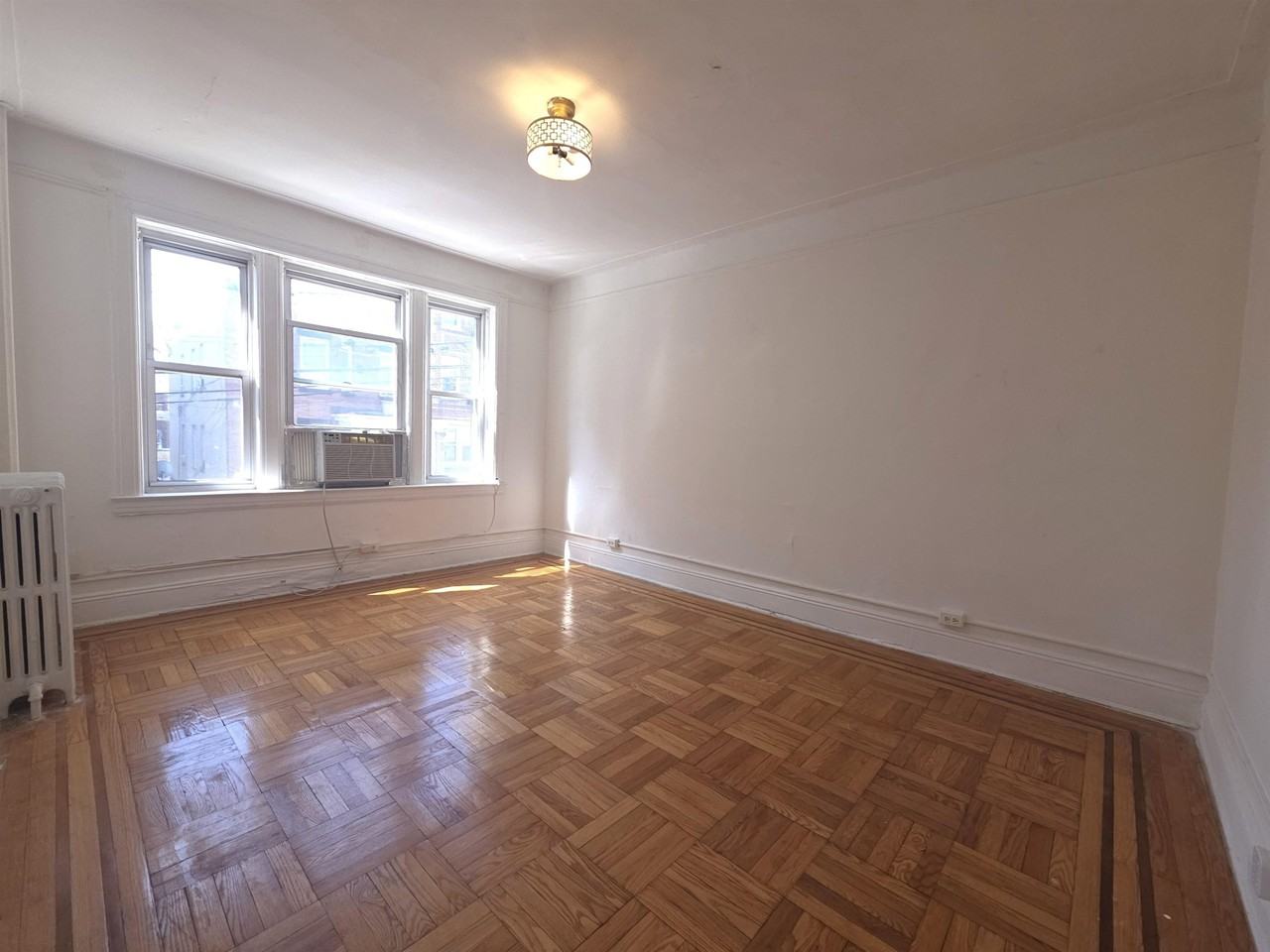 10 66th St #2B - Photo 7 of 13