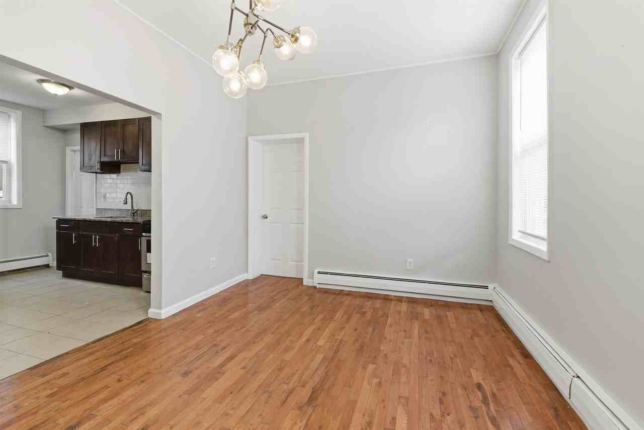 154 South St #1 - Photo 5 of 15
