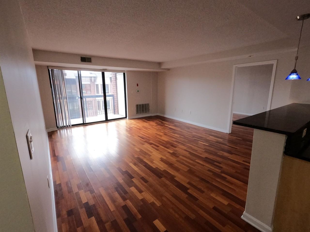 700 1st St #5G - Photo 2 of 6