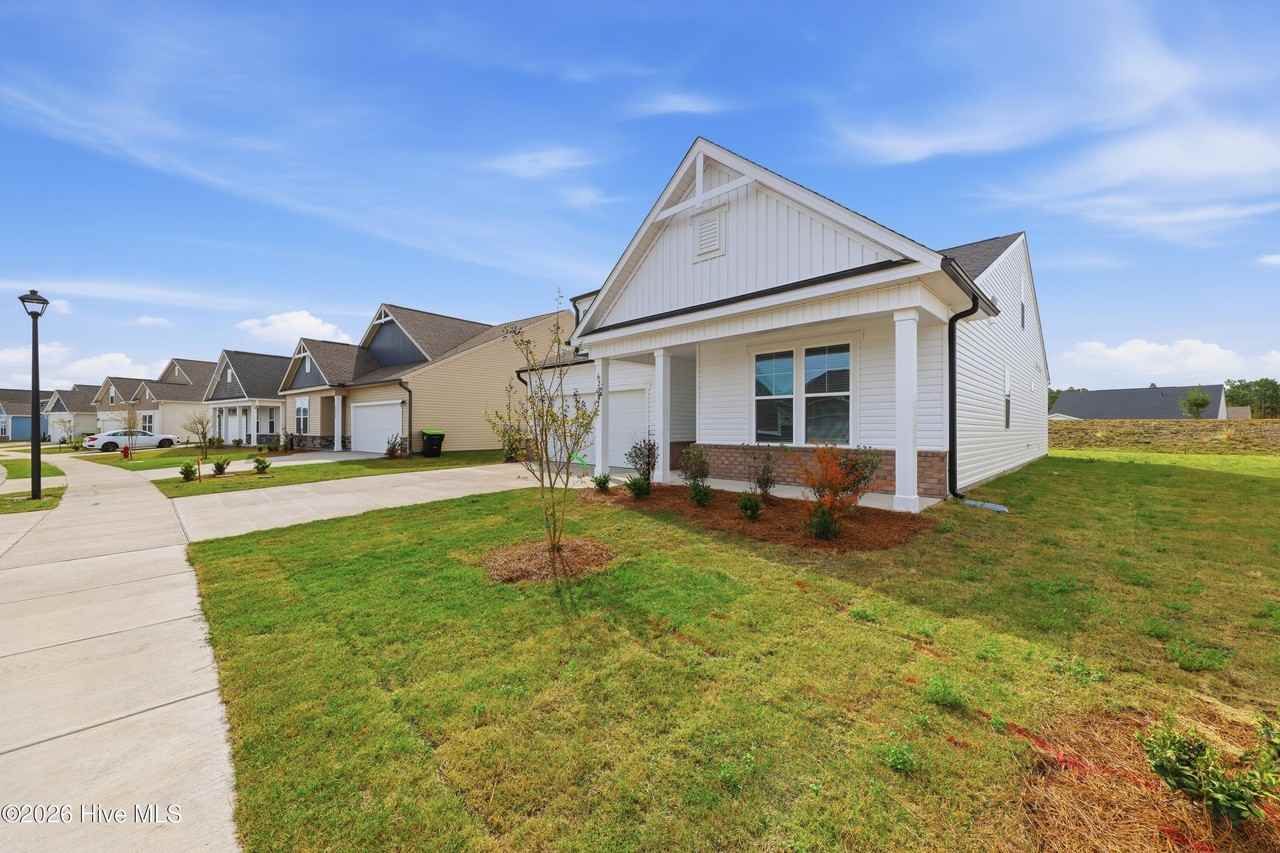 6230 Raystone Way - Photo 4 of 43