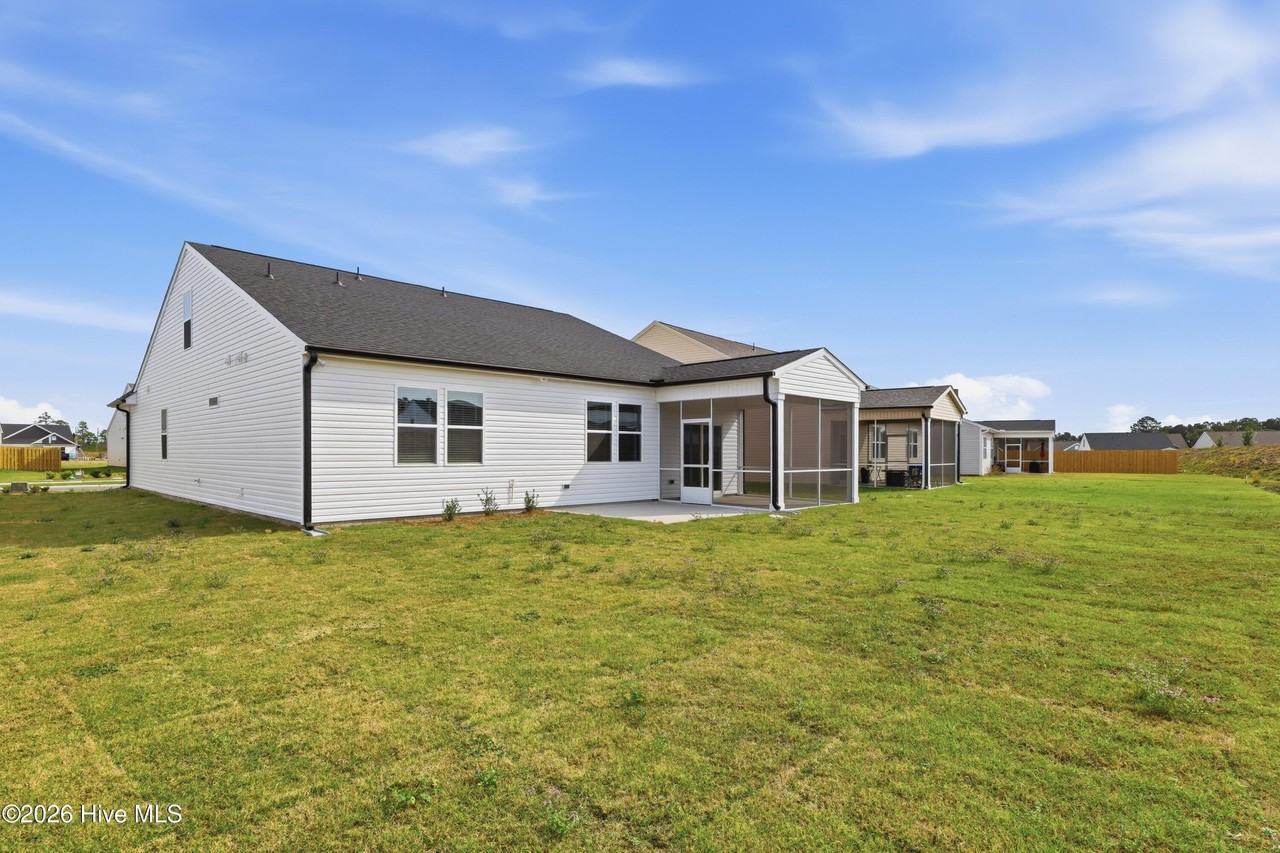 6230 Raystone Way - Photo 7 of 43