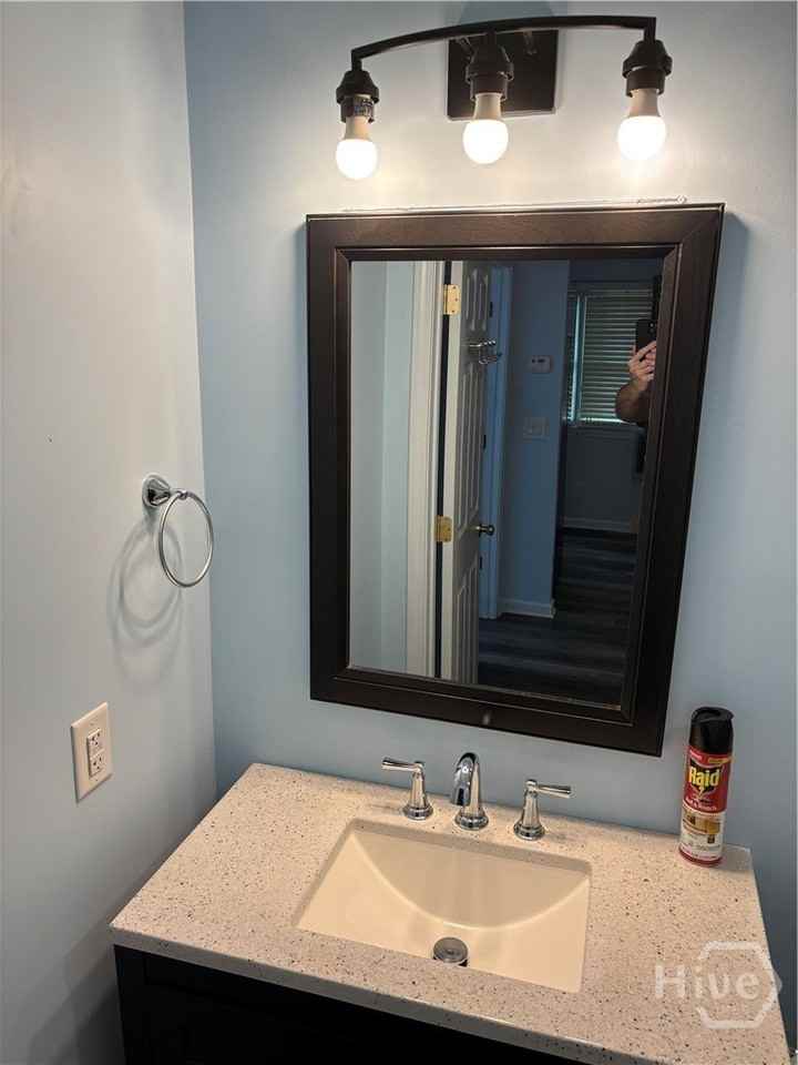 114 1/2 Greenbrier Way - Photo 3 of 4