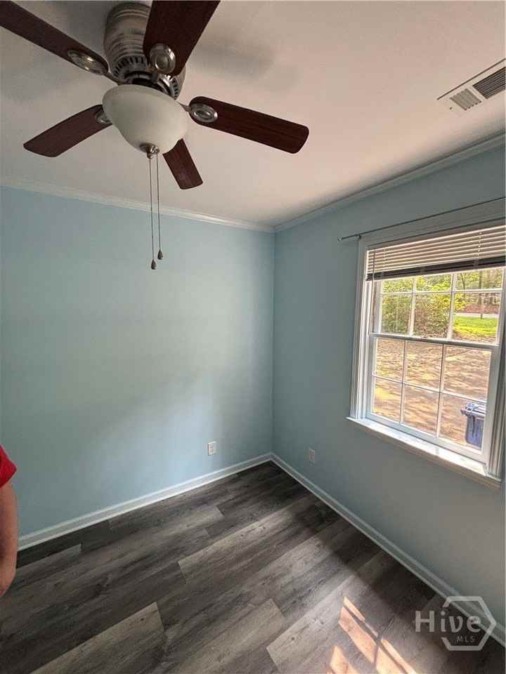 114 1/2 Greenbrier Way - Photo 4 of 4