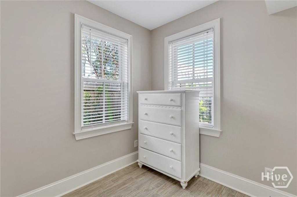 126 Birch Cir - Photo 6 of 41