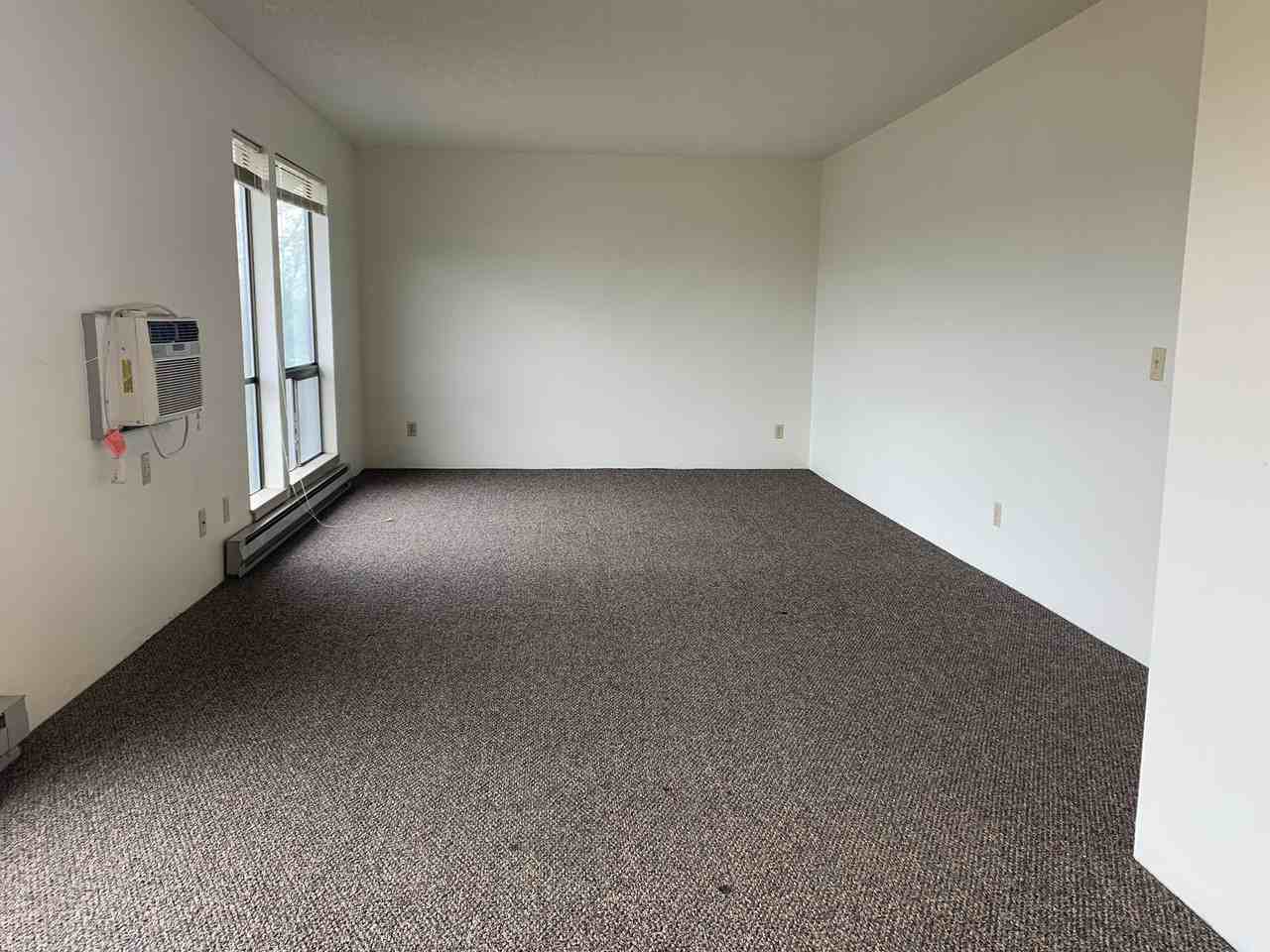 "Cliff-Dwellers" - Photo 2 of 41