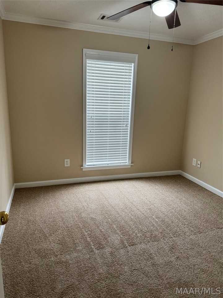 8213 Dison Dr - Photo 6 of 17