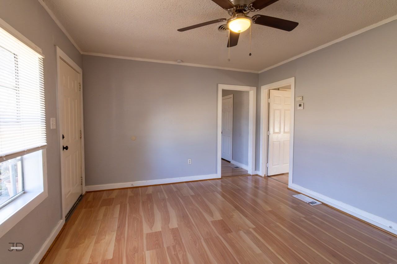 4709 Coronado Avenue - Photo 2 of 14