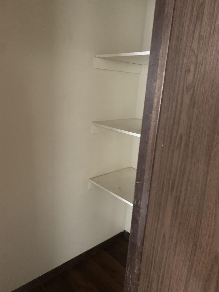 00 Kennedy - Photo 5 of 15