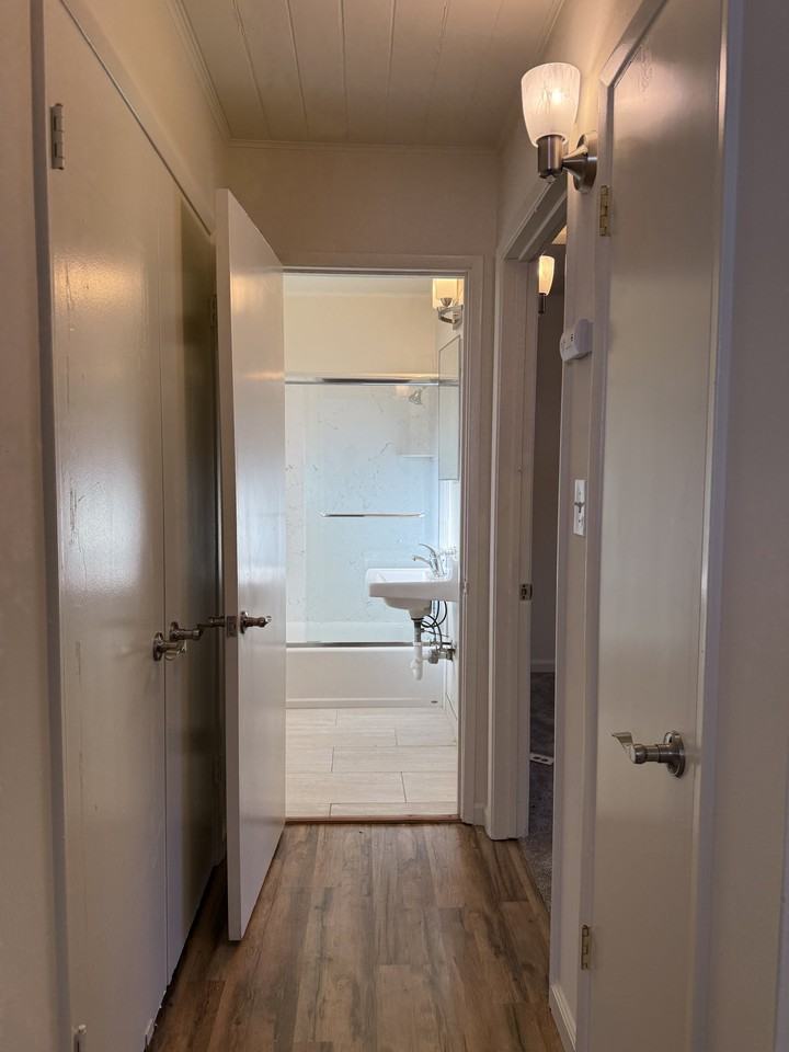 93/95 W. Reed Street - Photo 4 of 8