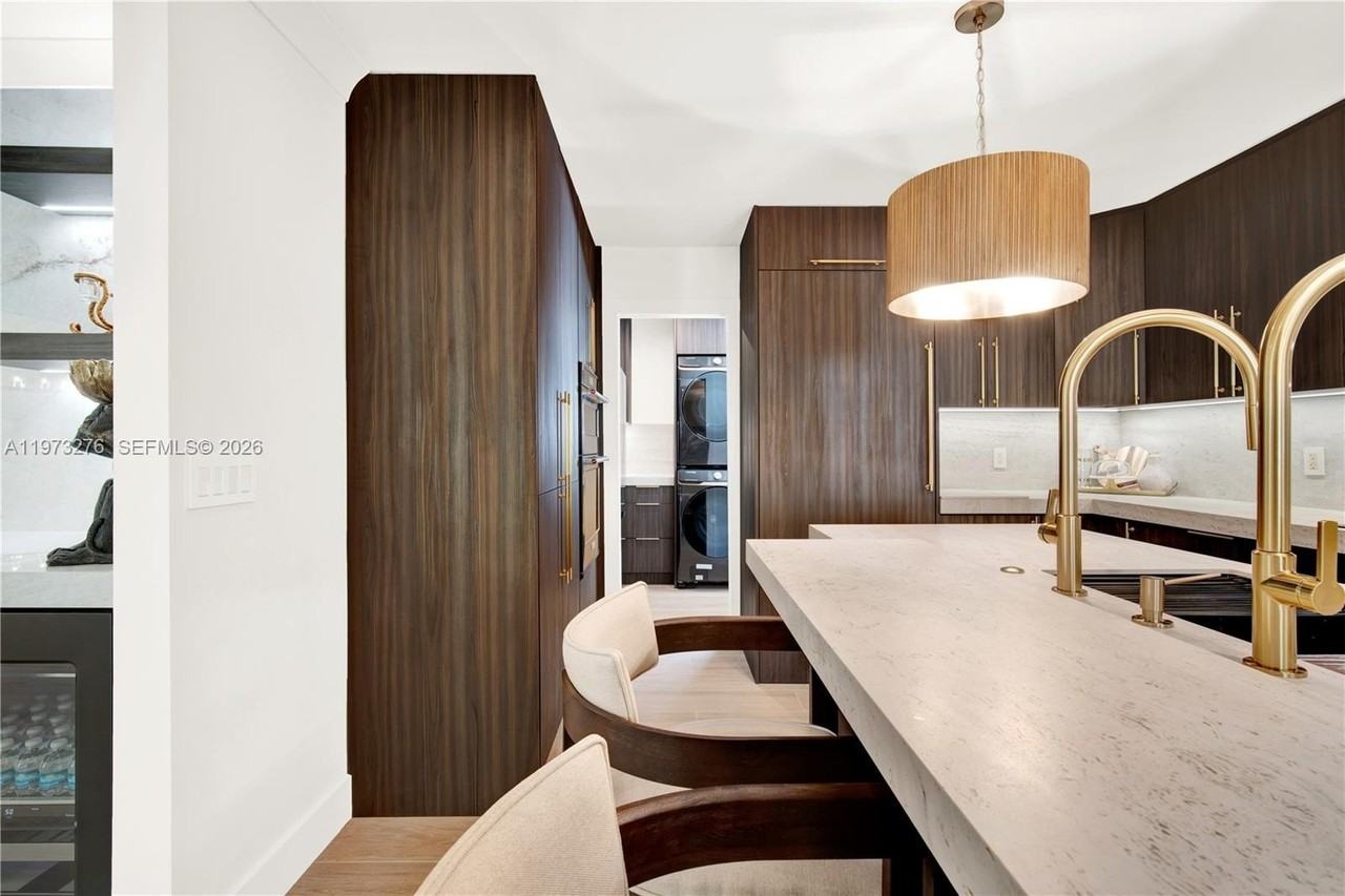 600 San Antonio Ave - Photo 2 of 43