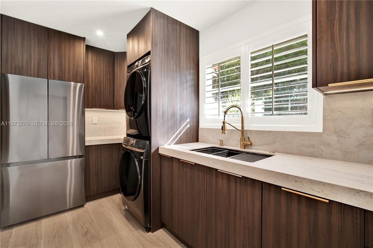 600 San Antonio Ave - Photo 6 of 43