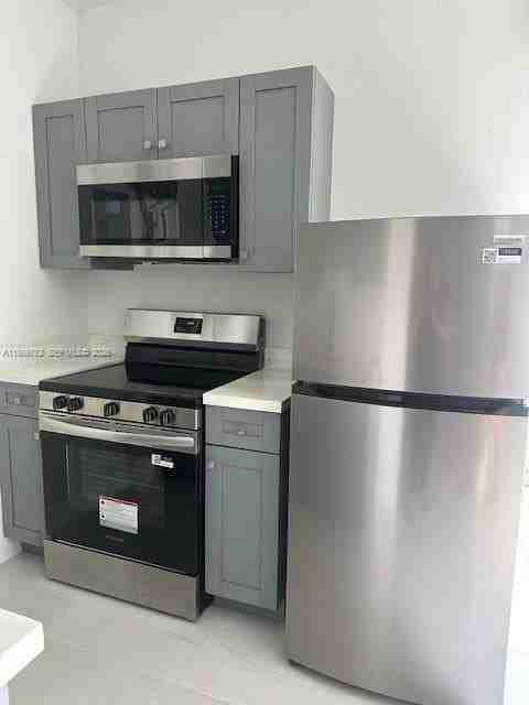 12752 Sw 211th St #2 - Photo 2 of 11