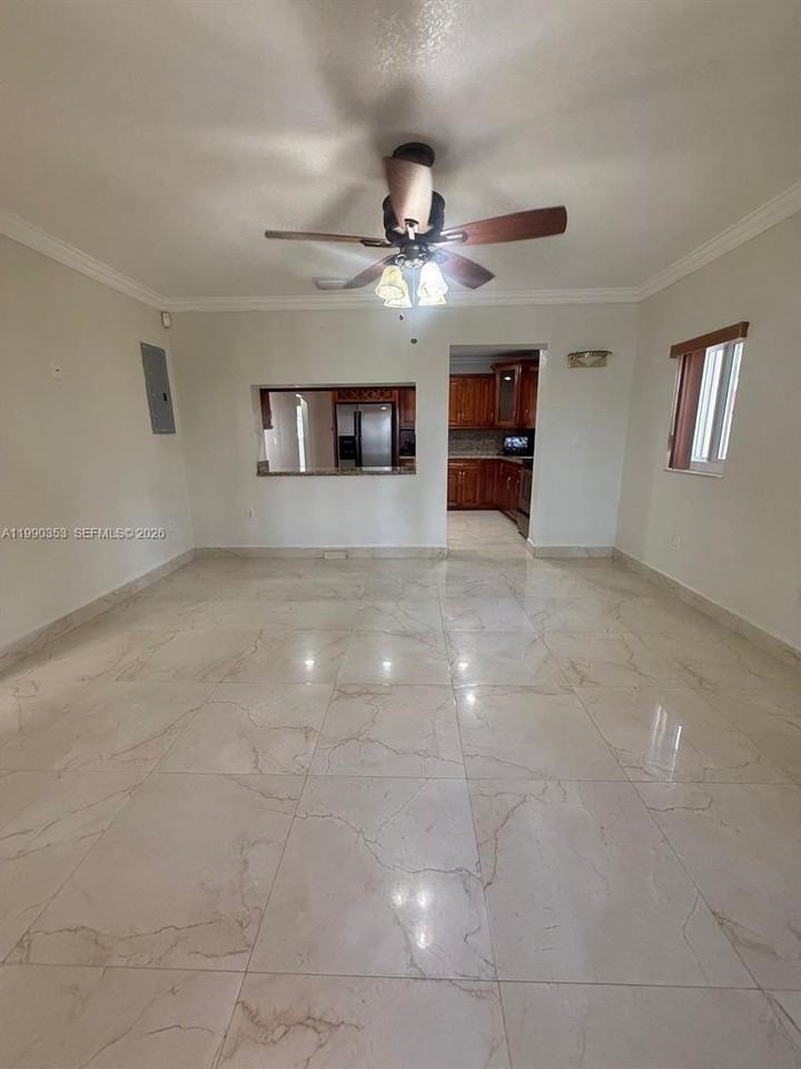 281 W 17th St #281 - Photo 6 of 25