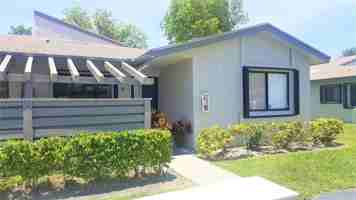 featured image of 453 Lakeview Dr #4