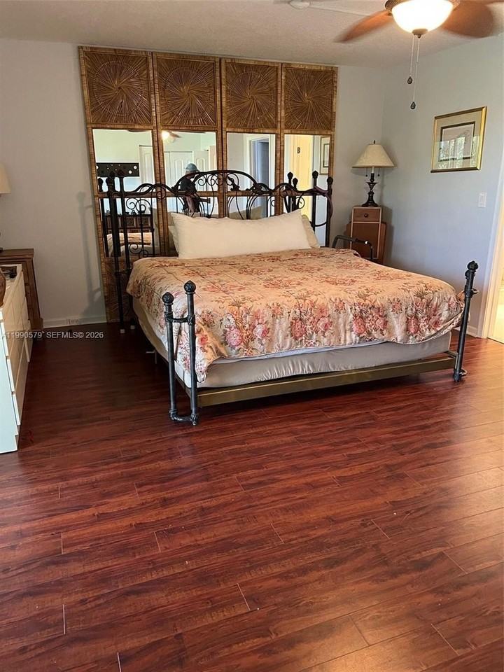 3501 Bimini Ln #F3 - Photo 6 of 7