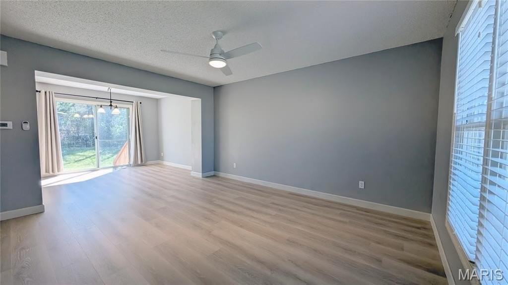 247 New Richmond Dr - Photo 5 of 30