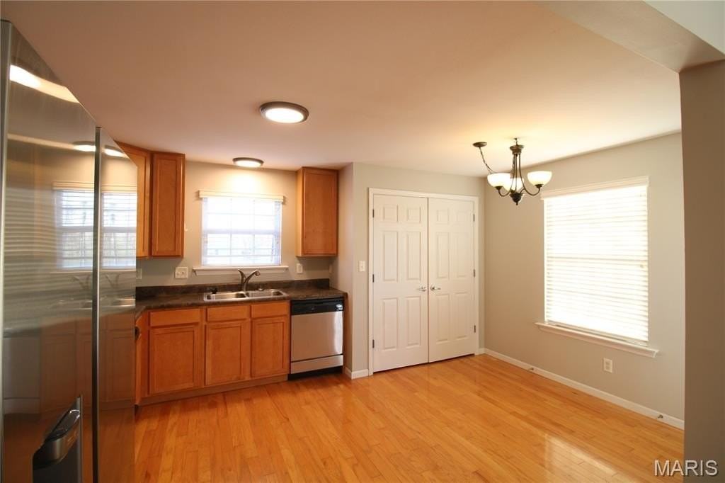 5123 Welsh Dr - Photo 7 of 19