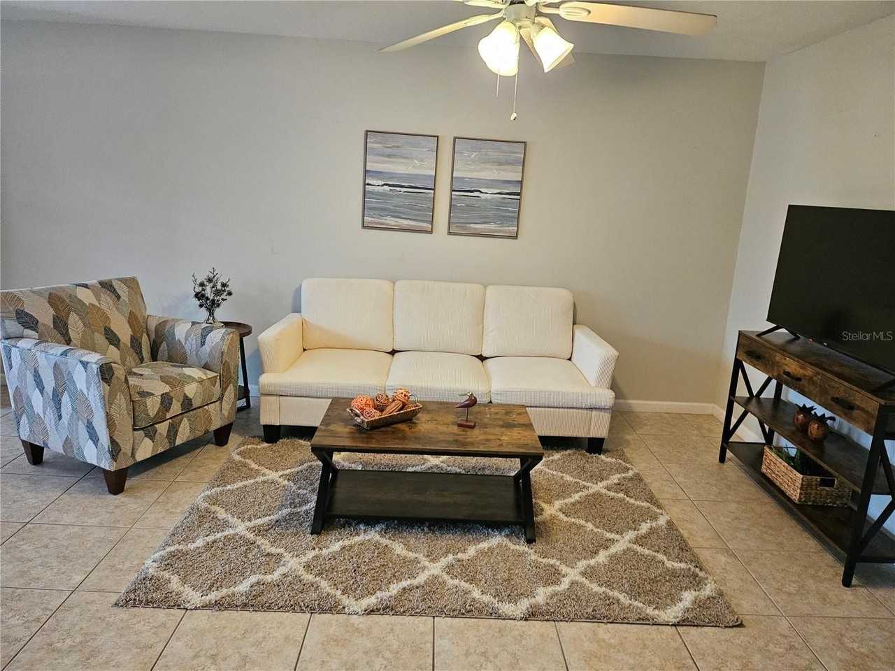 220 Park Blvd N #202 - Photo 4 of 8