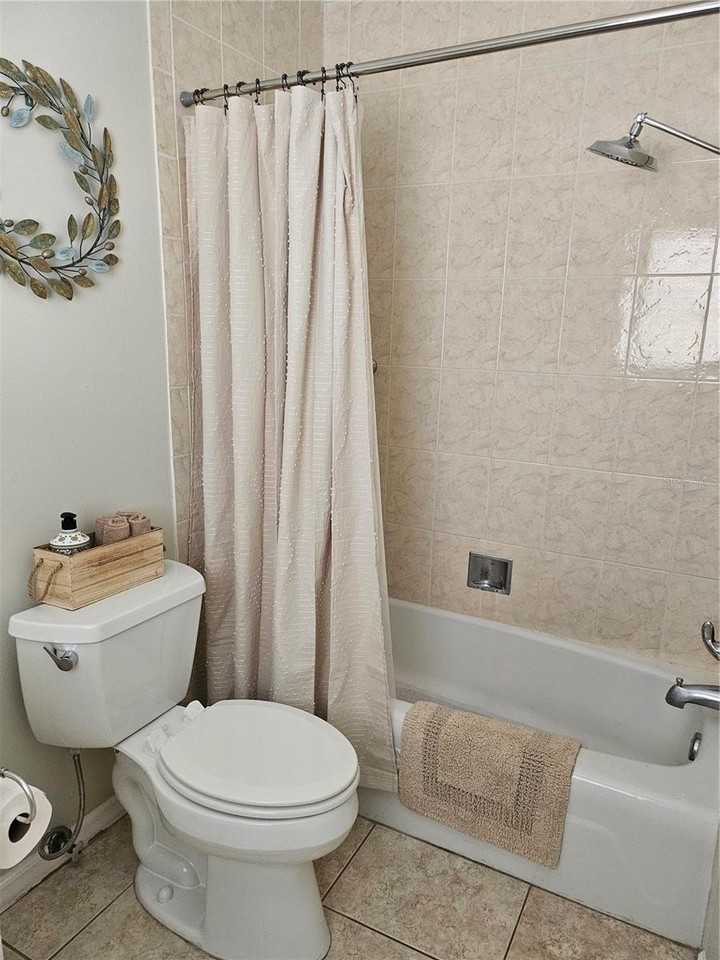 220 Park Blvd N #202 - Photo 6 of 8