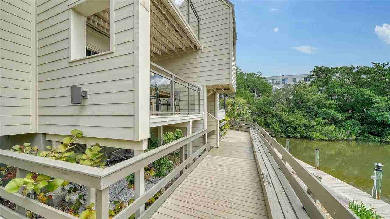 1740 Alderman St #13 - Photo 4 of 33