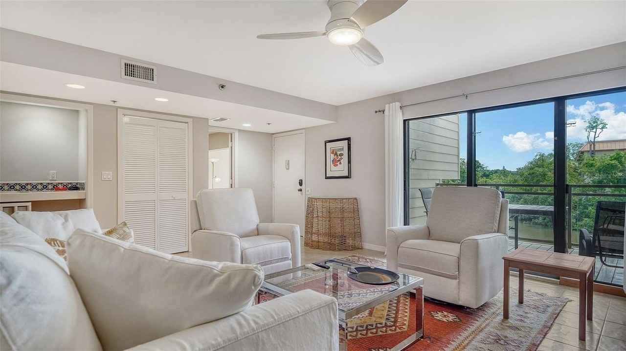 1740 Alderman St #13 - Photo 5 of 33