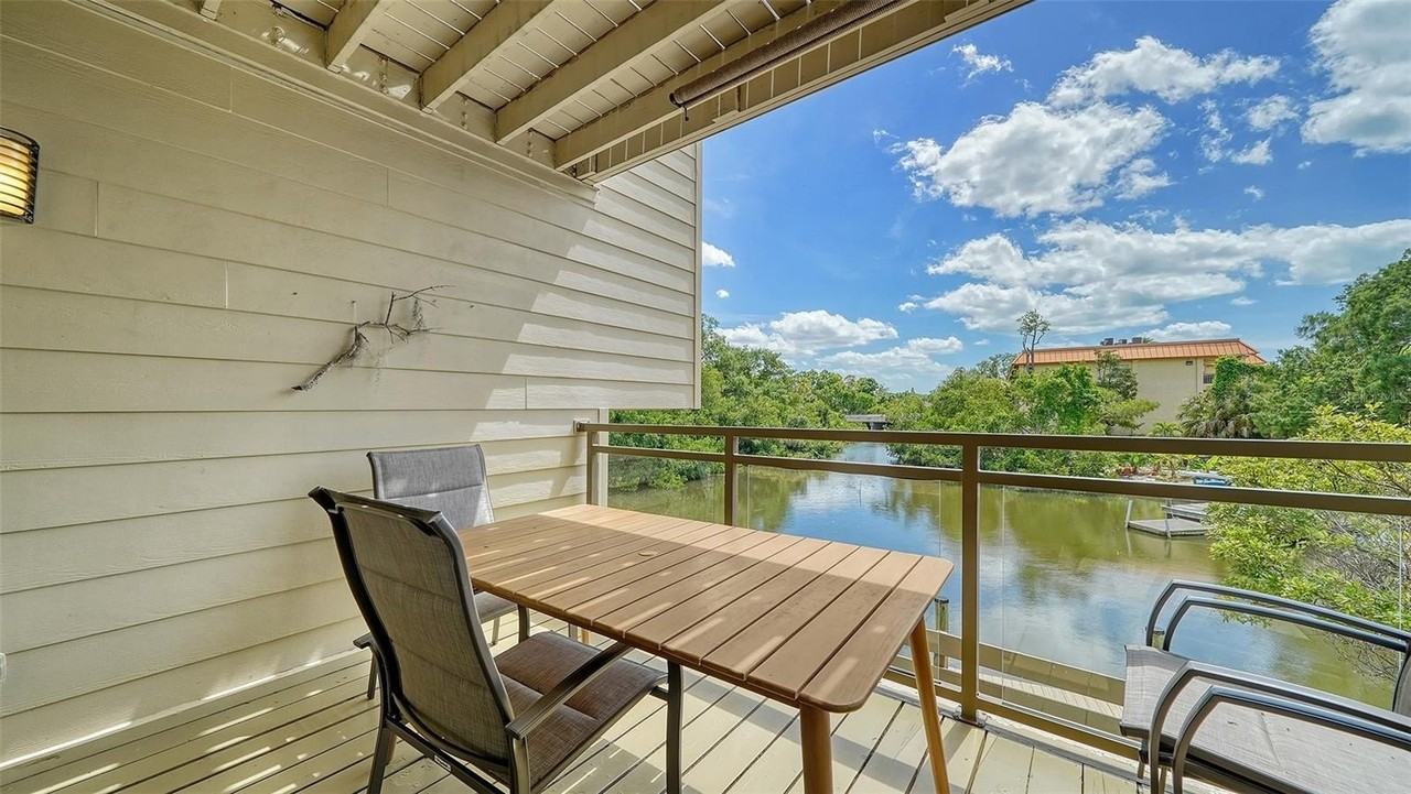 1740 Alderman St #13 - Photo 7 of 33