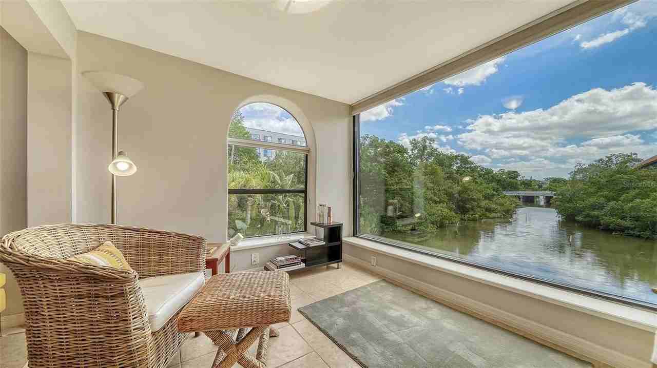 1740 Alderman St #13 - Photo 2 of 33