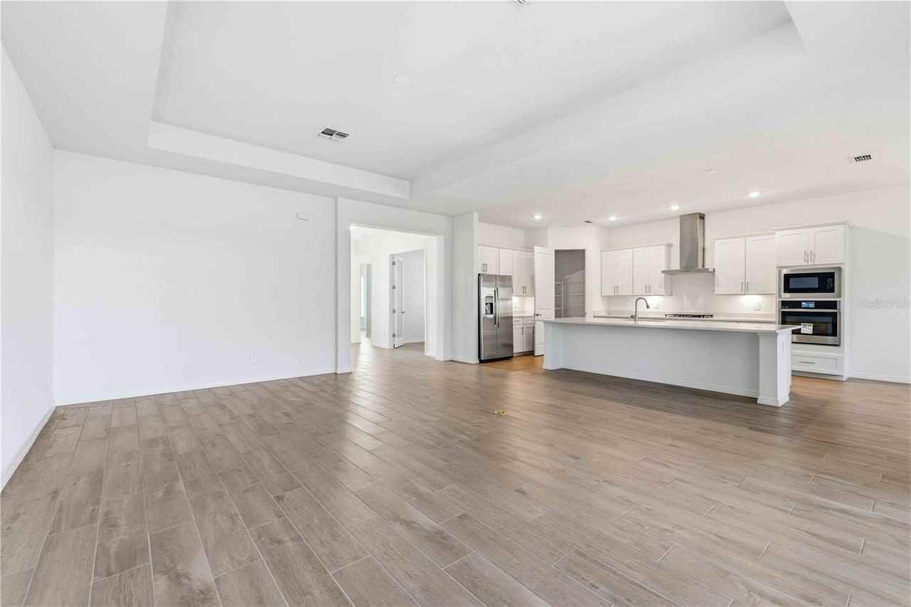 5420 Lightning Whelk Ln - Photo 6 of 30