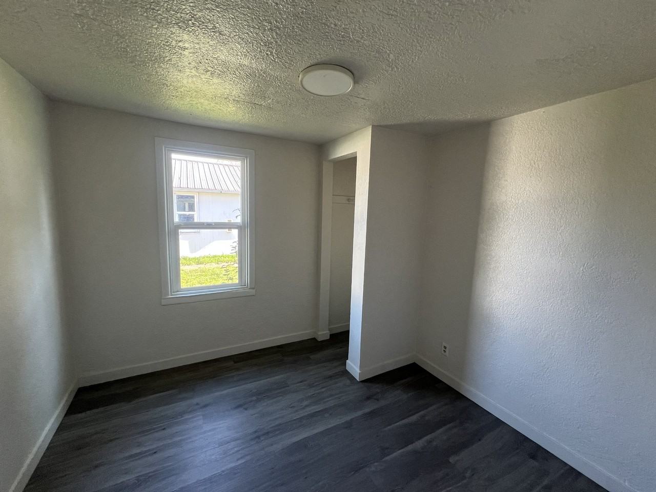 1055-1085 16th Street SE - Photo 6 of 15