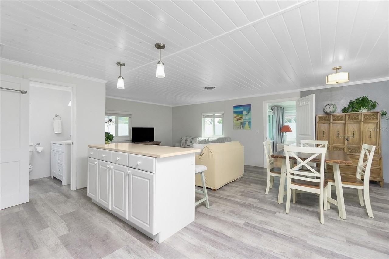 495 S Mccall Rd - Photo 7 of 38