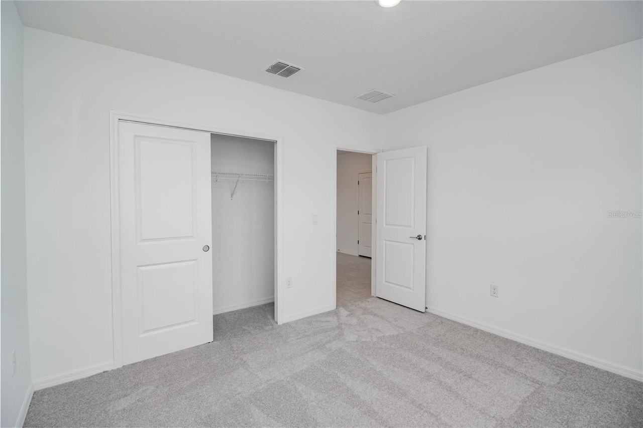 2454 Slippery Rock St - Photo 4 of 37