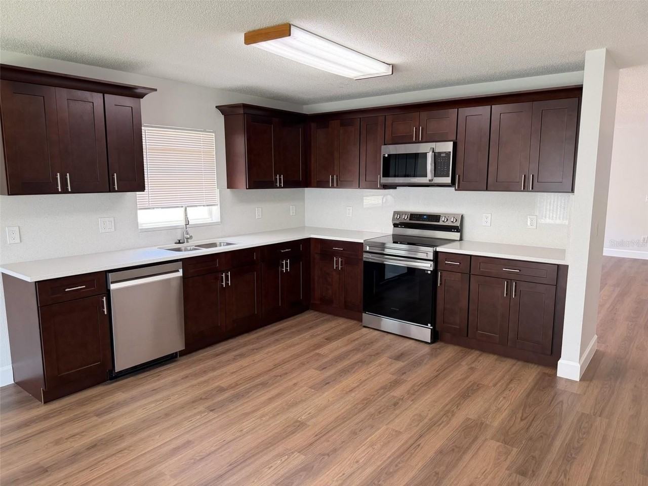 12953 Los Alamitos Ct - Photo 5 of 16