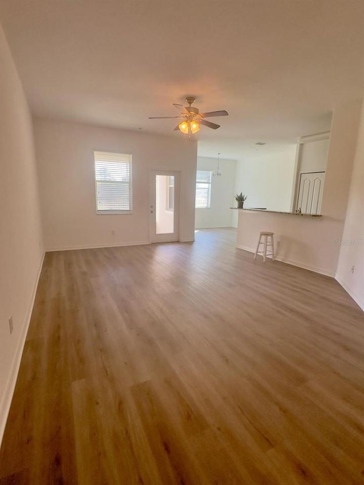 1335 Priory Cir - Photo 2 of 31