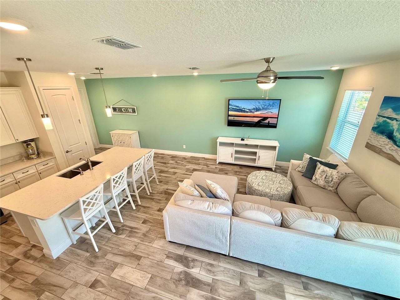 2906 CASTAWAY LANE - Photo 3 of 50