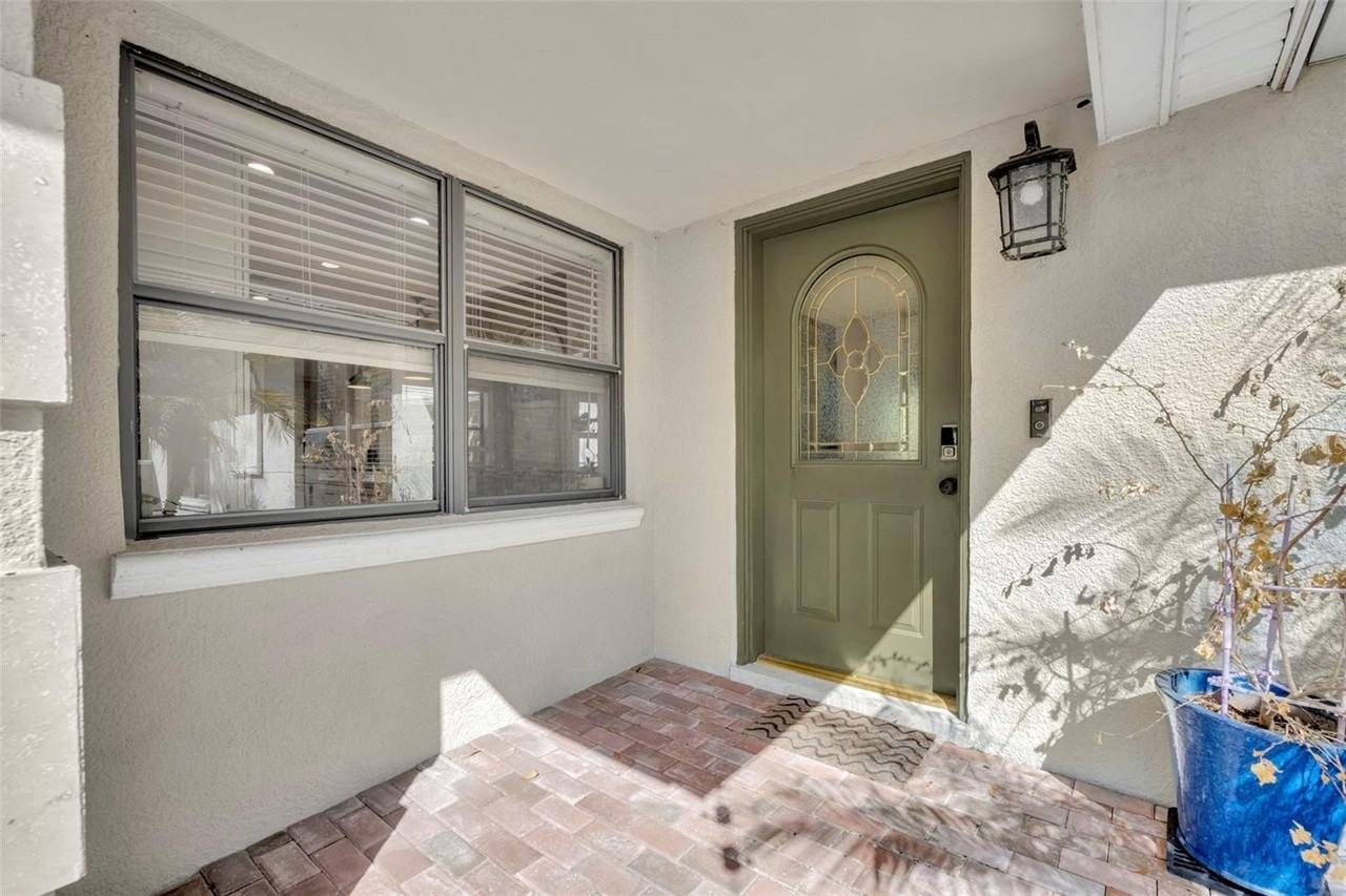 1081 Lake Weldona Dr - Photo 2 of 28