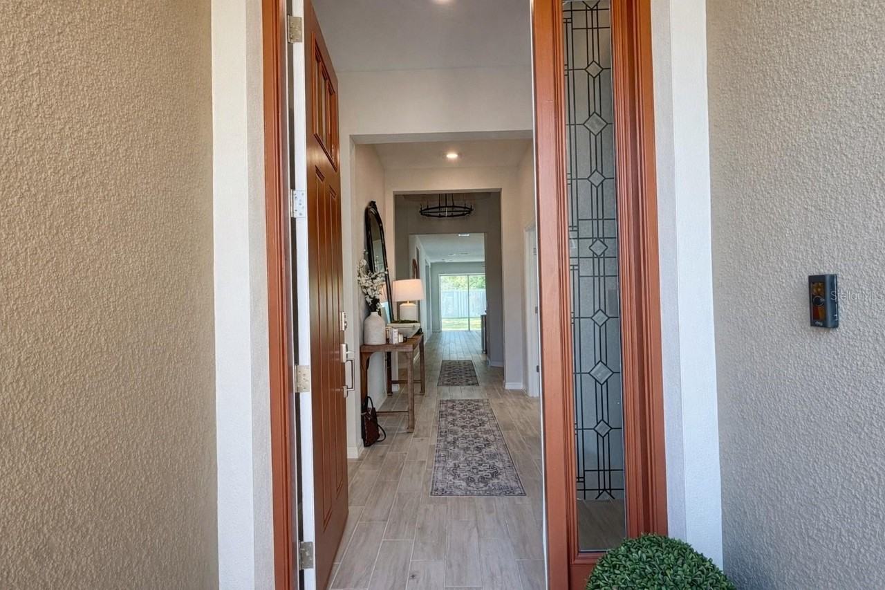 2679 Ridgetop Ln - Photo 3 of 44