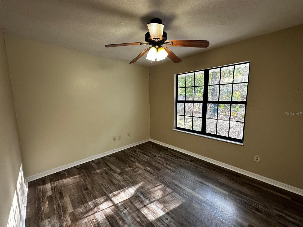 44 Teak Crse - Photo 7 of 12