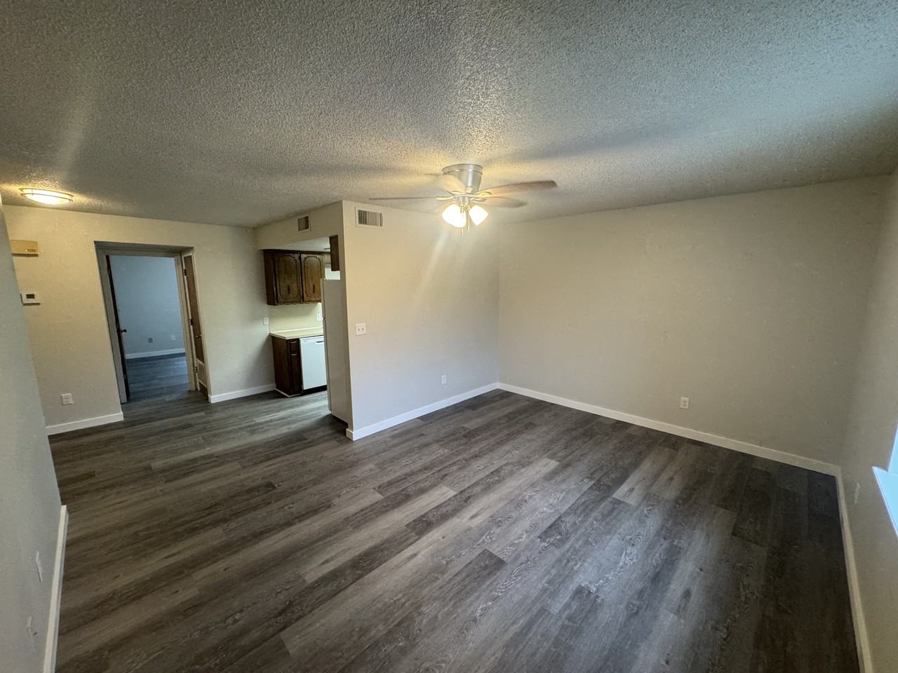 Hill View Apartments - Photo 2 of 9