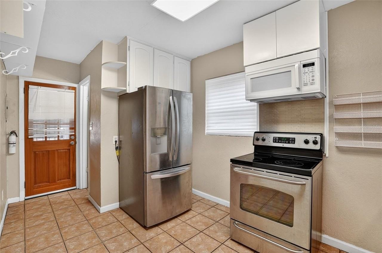 755 Alamanda Way S - Photo 7 of 22