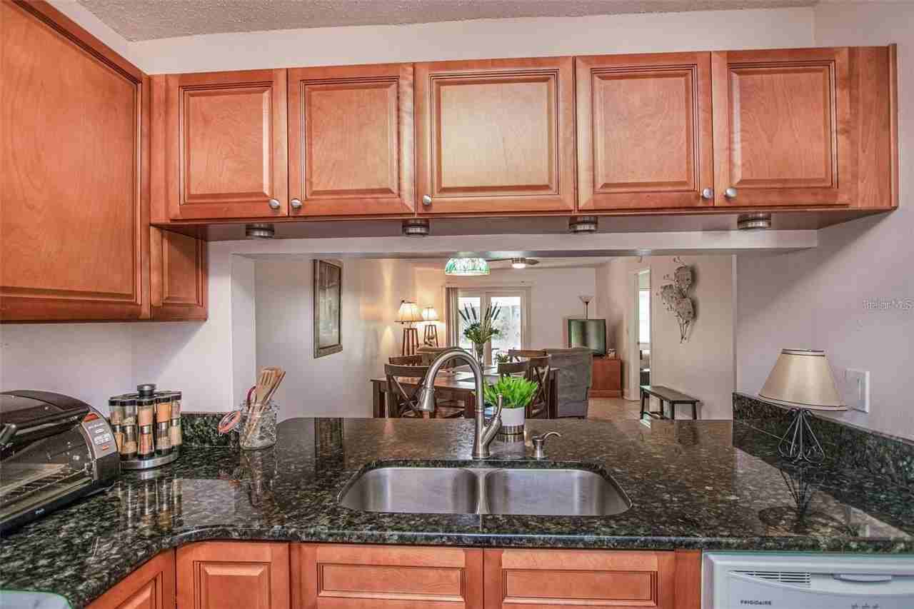 1393 Cadhay Ct - Photo 5 of 17