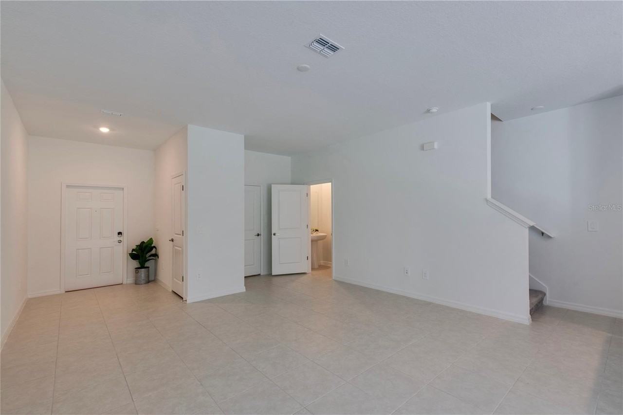11091 Wishing Cloud Rd - Photo 3 of 25