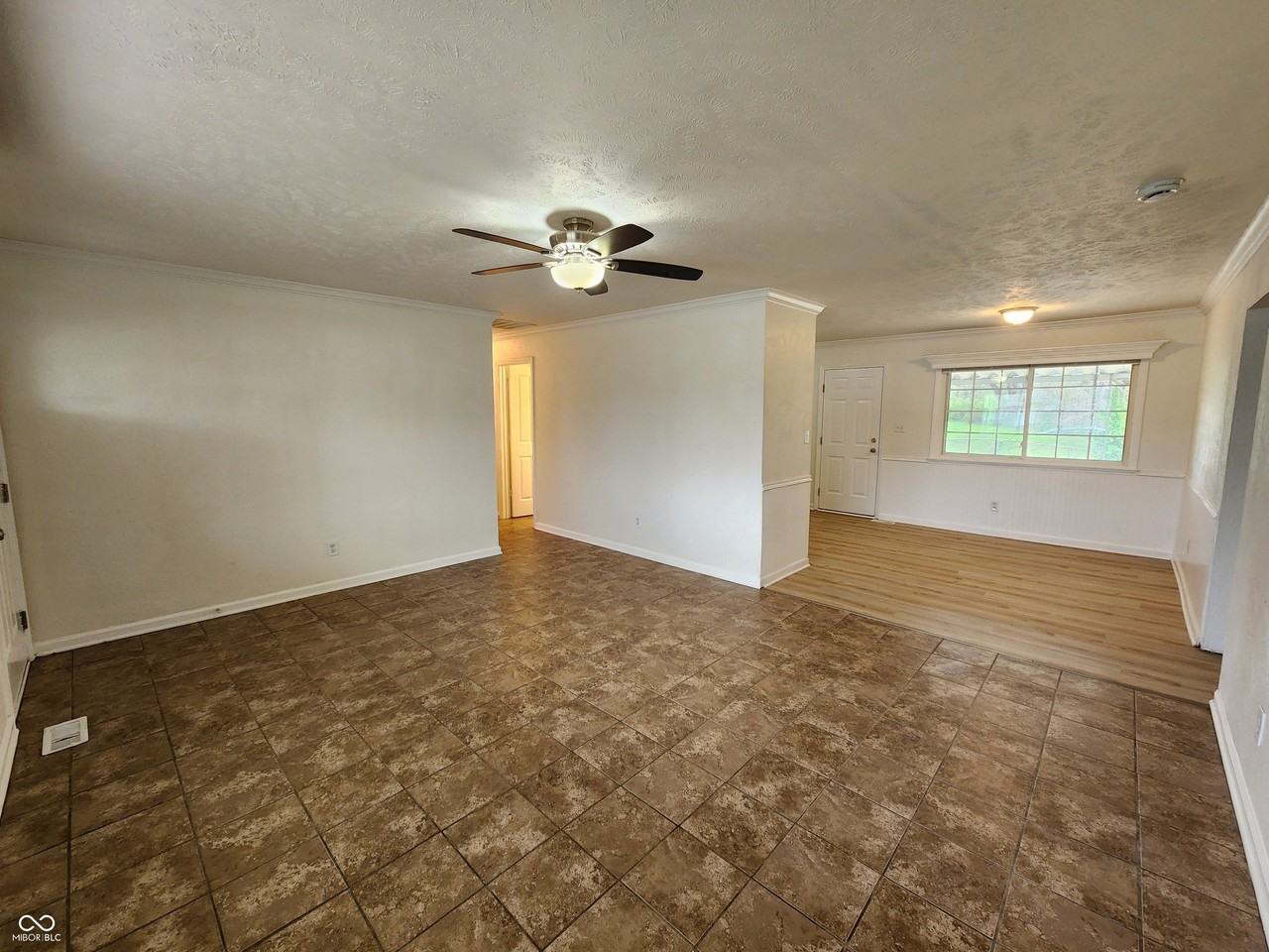 4301 Cottage Ave - Photo 3 of 19